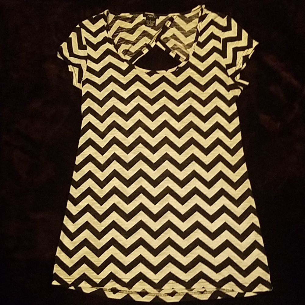 Black and white Chevron pattern shirt
